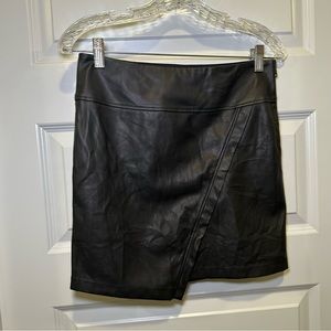 David Lerner New York Black Asymmetric Vegan Leather Skirt size S
